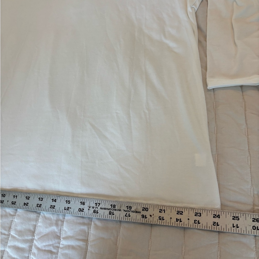 NEW Woman’s 2XL White Long 1/2 Sleeve Top very soft & comfortable - Picture 4 of 7